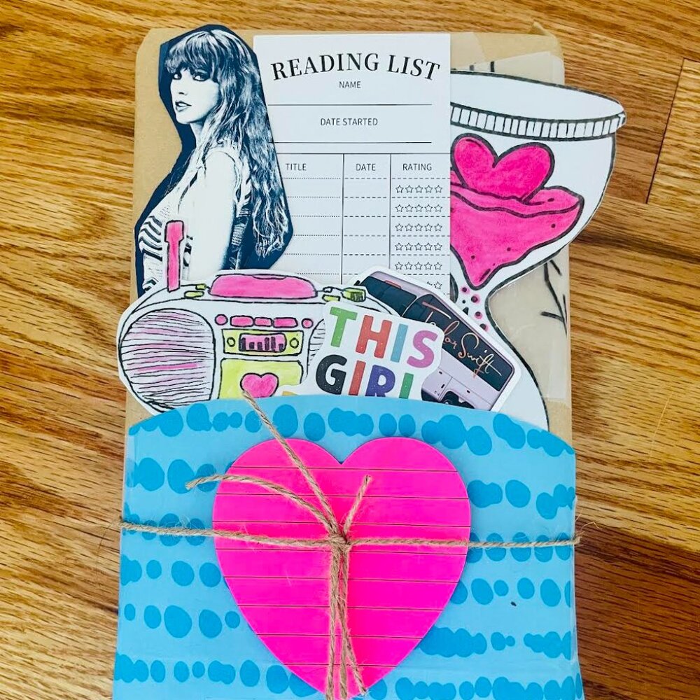 Taylor Swift-Inspired Blind Date With a Book – Choose Your Favorite Era